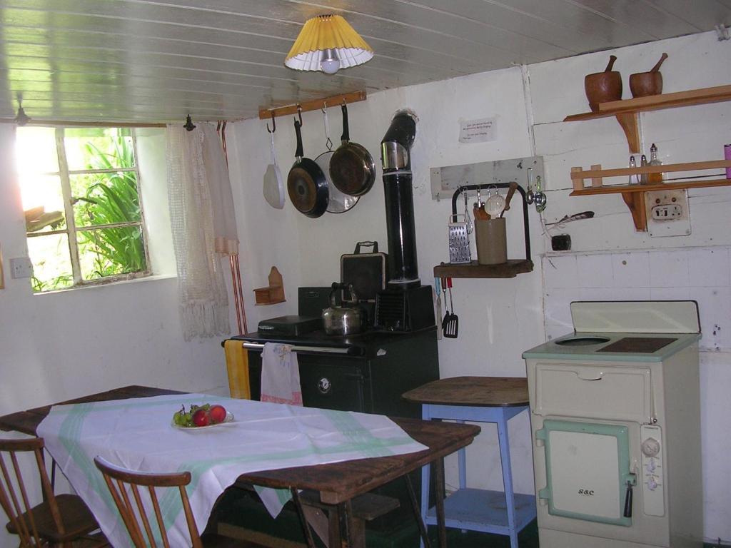New Inn Brilley Whitney Εξωτερικό φωτογραφία